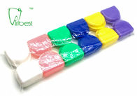 Pequeña caja ortodóntica plástica colorida del criado